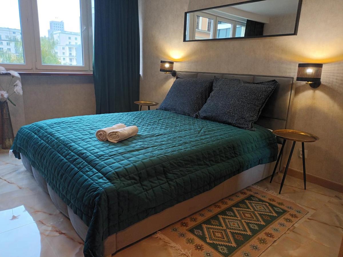 Green Apartament W Centrum Варшава Экстерьер фото