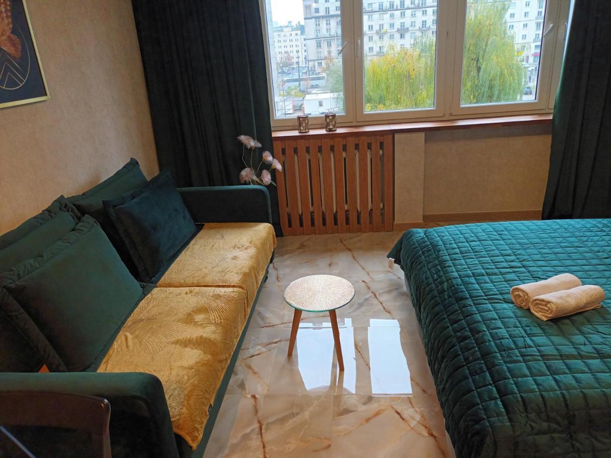 Green Apartament W Centrum Варшава Экстерьер фото