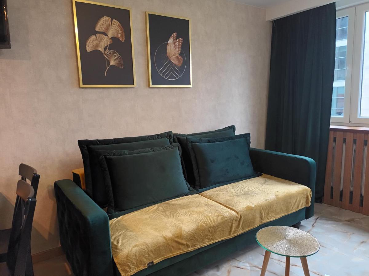Green Apartament W Centrum Варшава Экстерьер фото