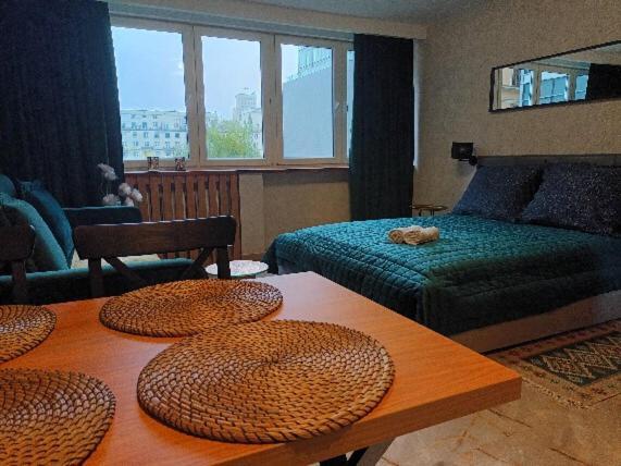 Green Apartament W Centrum Варшава Экстерьер фото